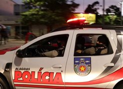 Pedreiros denunciam ameaça com arma de fogo em obra no bairro Canafístula, em Arapiraca