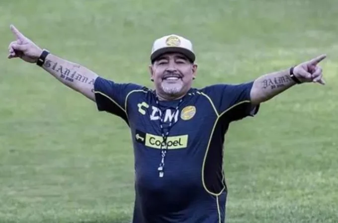 Julgamento da morte de Maradona desperta emoções na Argentina