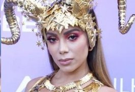 Anitta vira assunto na web após vídeo de tatuagem íntima vazar; confira