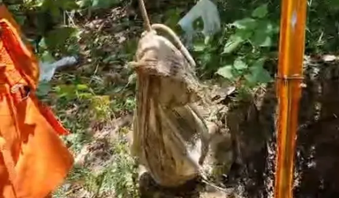 Corpo é encontrado dentro de poço na Grota da Alvorada; polícia investiga identidade