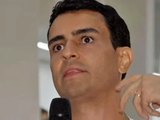 JHC foge do debate com Renan Filho e deixa cadeira vazia na Band