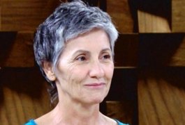 Cássia Kiss sobre pobreza no Brasil: 'Ando no centro, abraço mendigos'