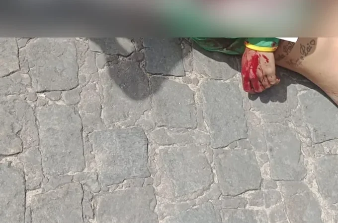 Homem é morto a tiros dentro de barbearia em Maceió