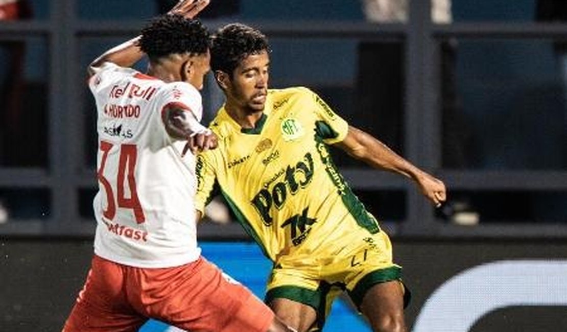 Bragantino engata a quinta, bate Mirassol e cola na liderança do Brasileiro