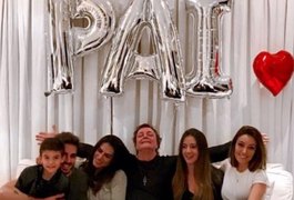 Com Fiuk e Cleo Pires, Fábio Jr consegue reunir os cinco filhos