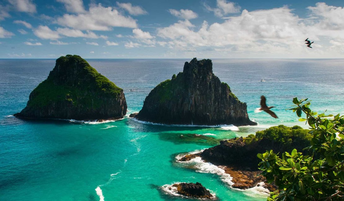 Fernando de Noronha reabre só para turistas que já estiveram infectados; entenda