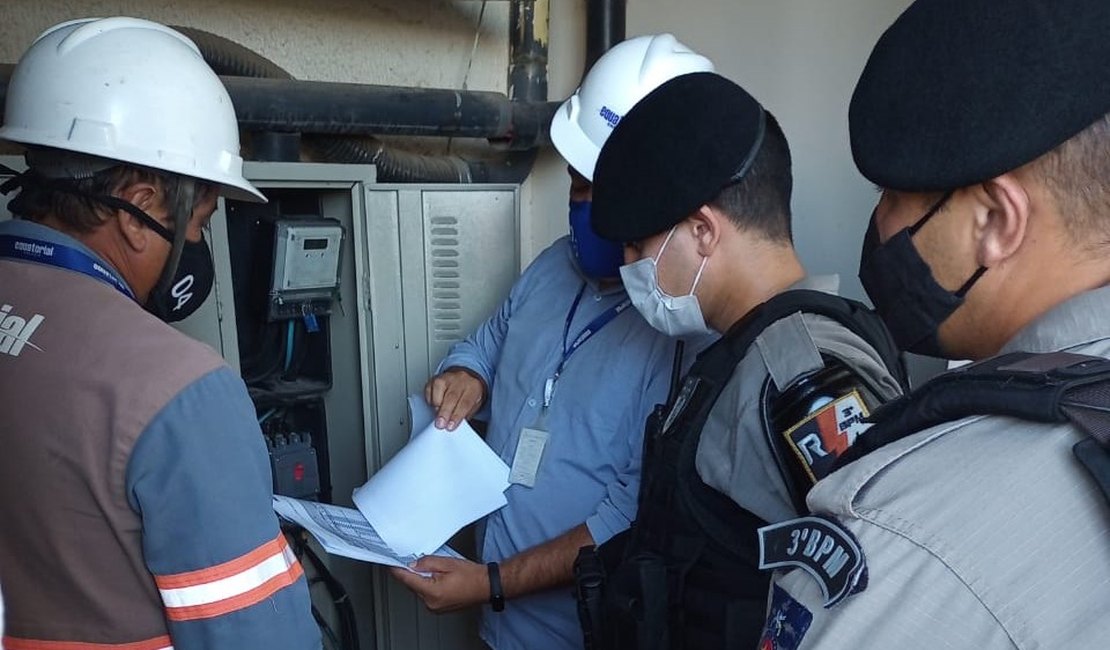 Polícia prende dono de bar e representante de hotel por furto de energia elétrica em Arapiraca