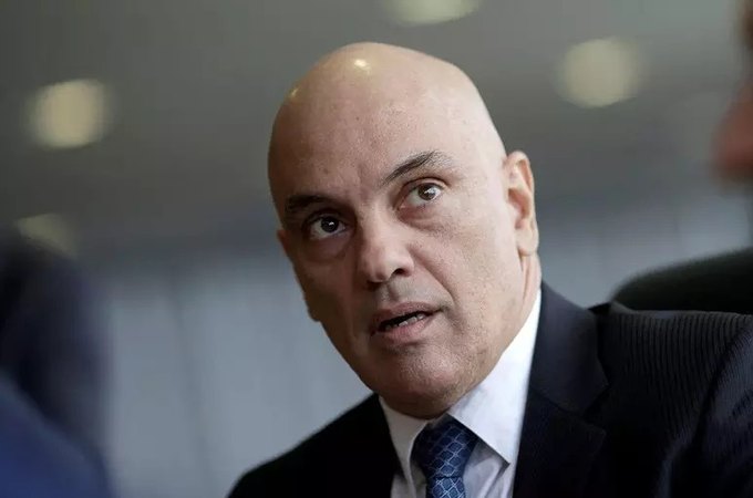 Moraes manda transferir R$ 18,3 milhões do X e da Starlink para a União e desbloqueia contas das empresas