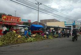 Vendas de milho aquecem a véspera de São João em Arapiraca