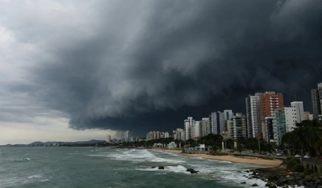 Ciclone-bomba: ventos de até 110 km/h deixam Sul e Sudeste sob alerta