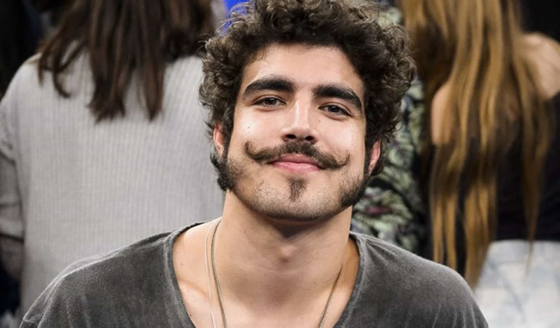 Caio Castro se mete em confusão nas redes sociais e caso acaba na Justiça