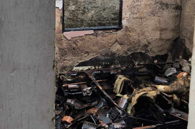 Incêndio atinge cômodos de residência na manhã desta sexta, em Messias