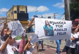 VÍDEO. Em busca de Justiça, familiares e amigos de mulher atropelada e morta fazem ato no centro de Arapiraca