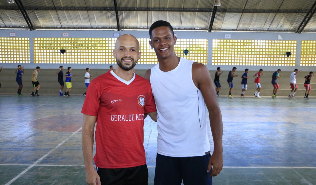 Atleta revelado na rede estadual é convocado para a Seleção Brasileira de Handebol