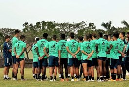 Seis jogadores do Flamengo testam positivo para Covid-19