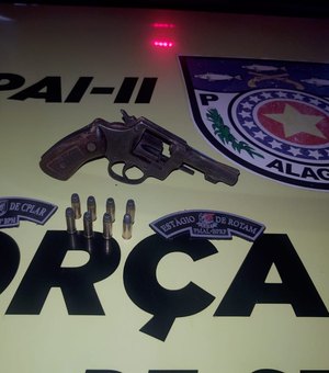 Homem é preso em flagrante com arma de fogo e munições em Craíbas