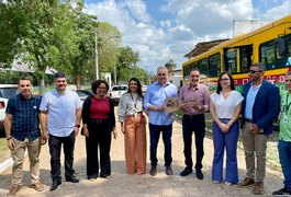 Alfredo Gaspar entrega emenda de R$ 1,7 milhão para compra de ônibus e equipamentos para IFAL Satuba e Palmeira dos Índios