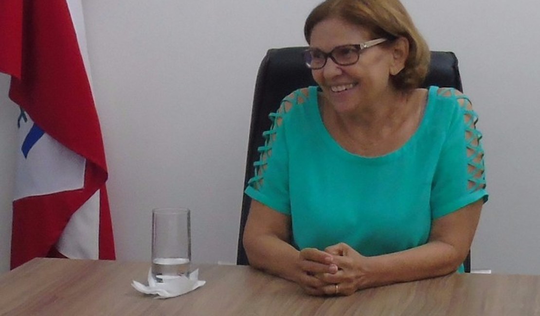 Prefeita Maria Eliza tem bens bloqueados e é afastada da prefeitura de Rio Largo