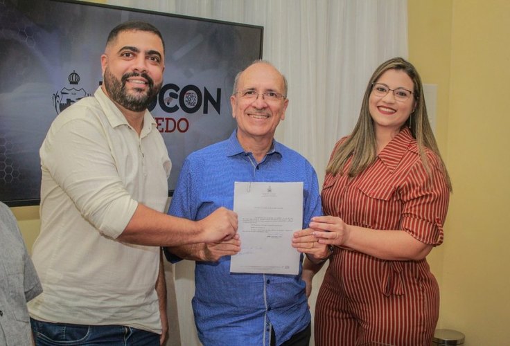 Ronaldo Lopes amplia participação de mulheres na administração municipal com nomeação de diretora para o Procon Penedo