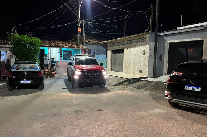 Jovem de 22 anos sofre tentativa de homicídio no bairro Petrópolis, em Maceió