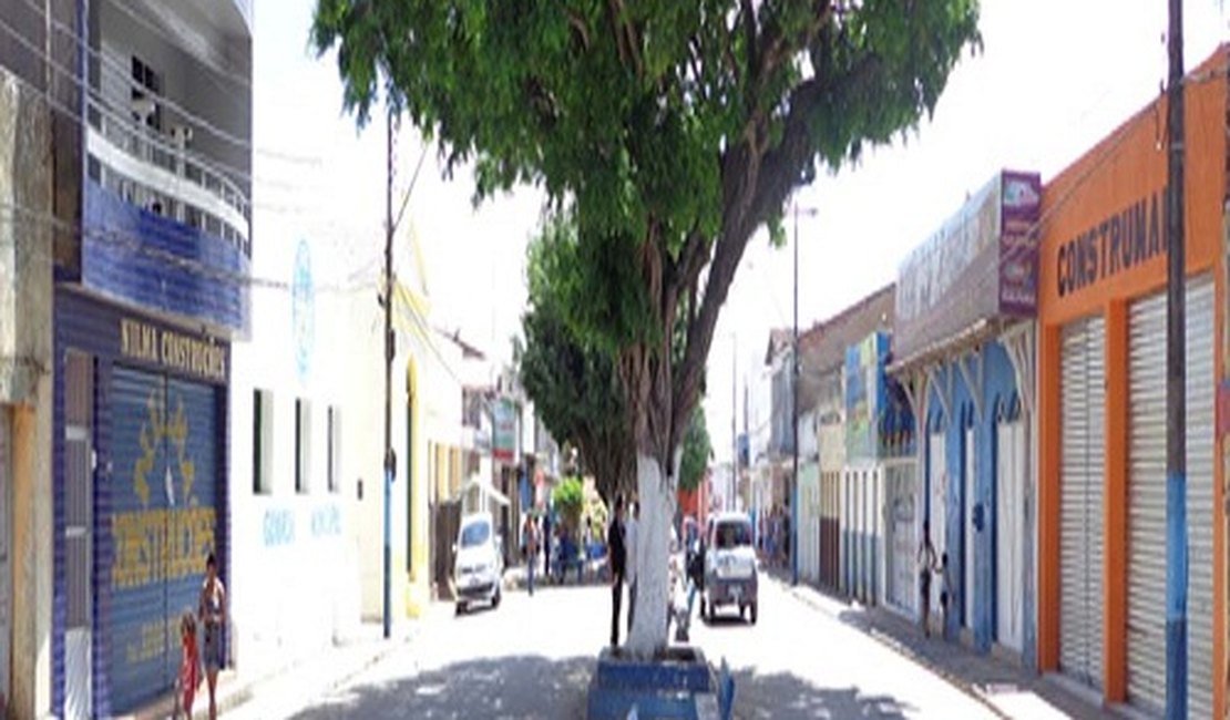 Populares encontram idoso sem vida dentro de residência no interior do estado