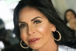 Gretchen quer processar Carlos Bolsonaro por publicação sobre Thammy