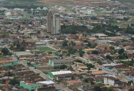 Residência é invadida e objetos furtados no Bom Sucesso, em Arapiraca