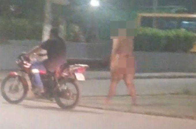 VÍDEO: Homem caminha nu pelas ruas de São Miguel dos Campos
