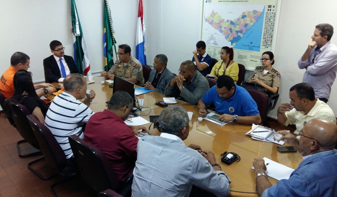 Associações militares retomam diálogo de negociação  salarial com o secretário, em AL