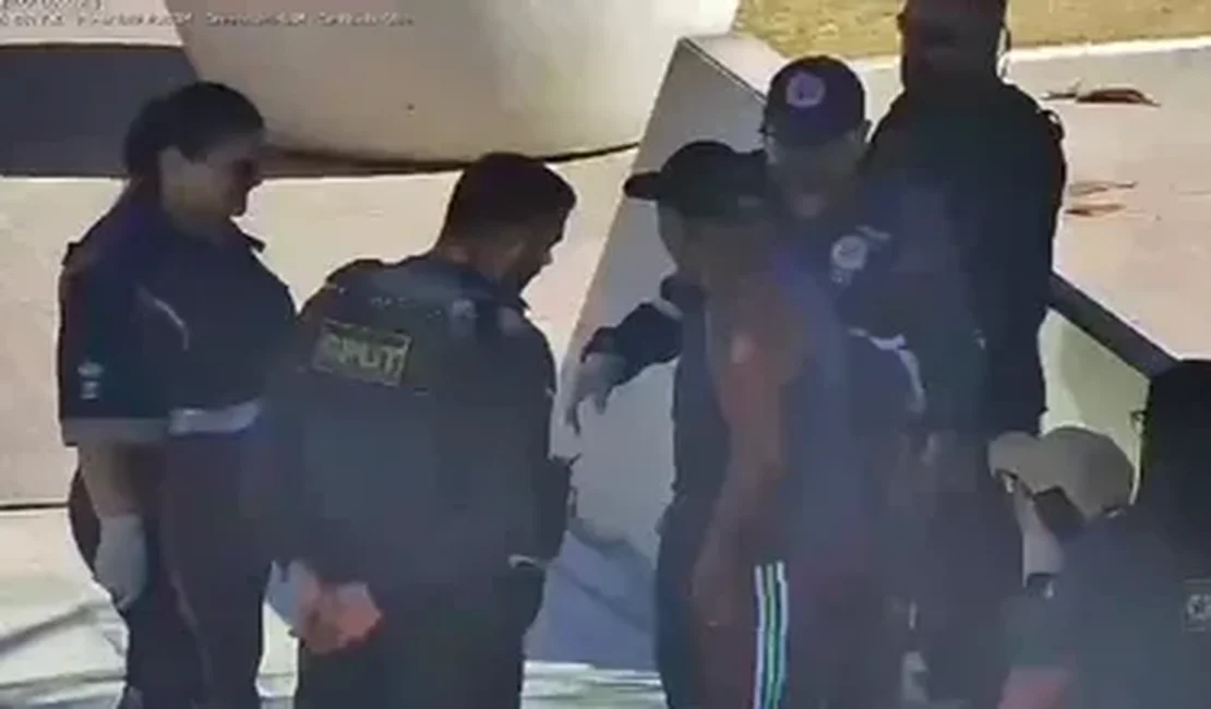 Botão de emergência é acionado e garante socorro rápido a idoso no Marco dos Corais