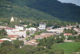 Filha ameaça mãe e diz: 'Eu vou beber seu sangue'