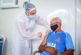 Arapiraca vacinará idosos de 60, 61 e 62 anos a partir deste sábado (3)