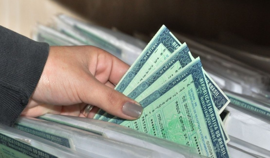 Projeto de lei quer reduzir alíquotas do IPVA e conceder desconto de até 10%