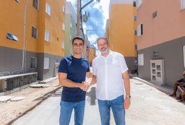 Caldas e Calheiros selam aproximação, JHC pode permanecer na Prefeitura e Arthur Lira fica escanteado