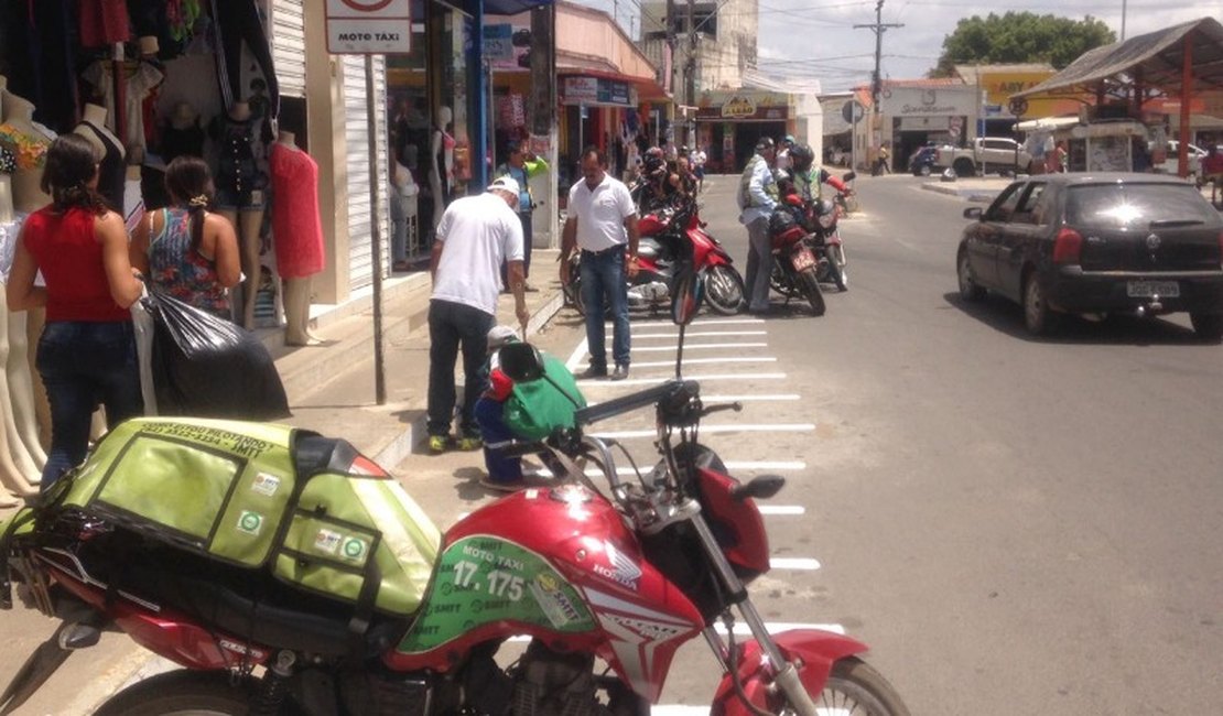 Bandido finge ser passageiro e assalta mototaxista em Arapiraca