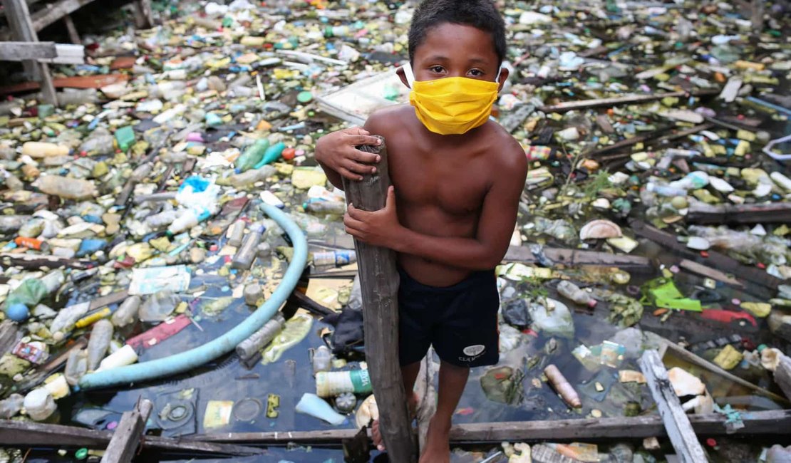 Brasil já é o 1º no mundo em registro diário de mortes por Covid-19