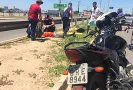Motociclista é socorrido após colisão com automóvel na AL 220, em Arapiraca
