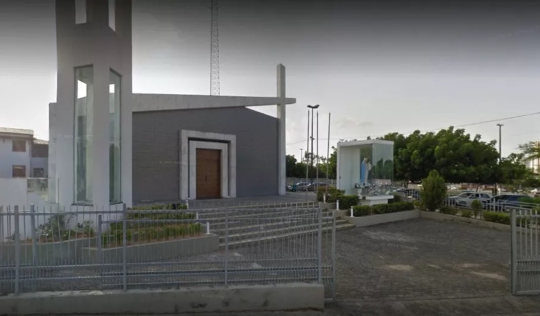 Padre é afastado pela Arquidiocese de Natal após confessar relacionamento em áudio vazado