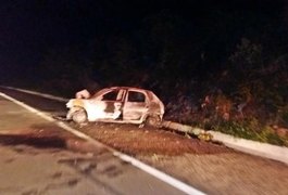 Capitão da PM se envolve em acidente e carro pega fogo