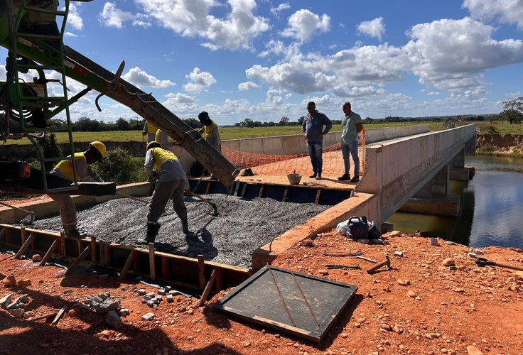 Prefeitura de Penedo conclui mais uma etapa da construção da ponte da Ponta Mofina