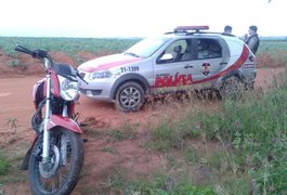 Moto roubada é encontrada depenada em Lagoa da Canoa