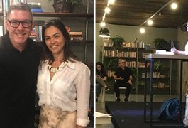 Ex-Tiazinha faz curso de pregação em igreja evangélica