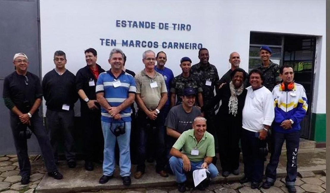 Policiais civis participam de capacitação sobre manuseio de armamentos em MG