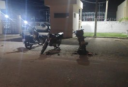 Motociclista embriagado provoca colisão e foge em Arapiraca; acidente deixou outro condutor ferido