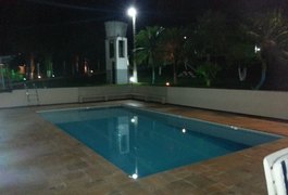 Menina de 2 anos morre afogada em piscina de residência em Maceió