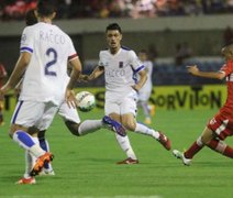 CRB e Paraná empatam em 1 a 1 no Estádio Rei Pelé, em Maceió