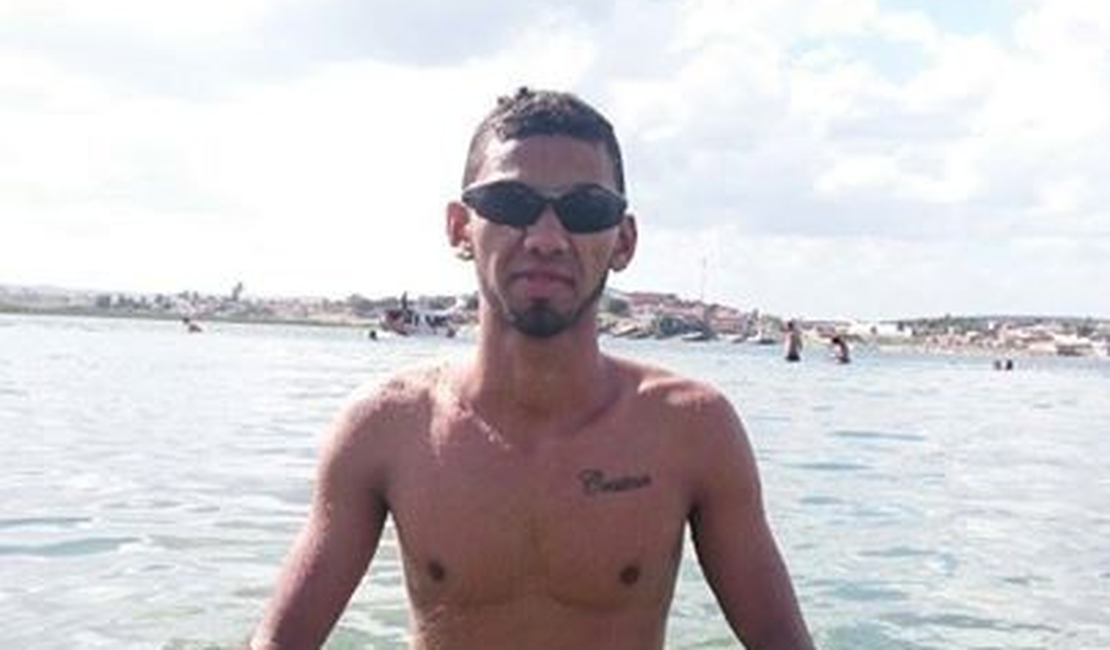 Jovem de 22 anos é assassinado a tiros no bairro Ouro Preto, em Arapiraca