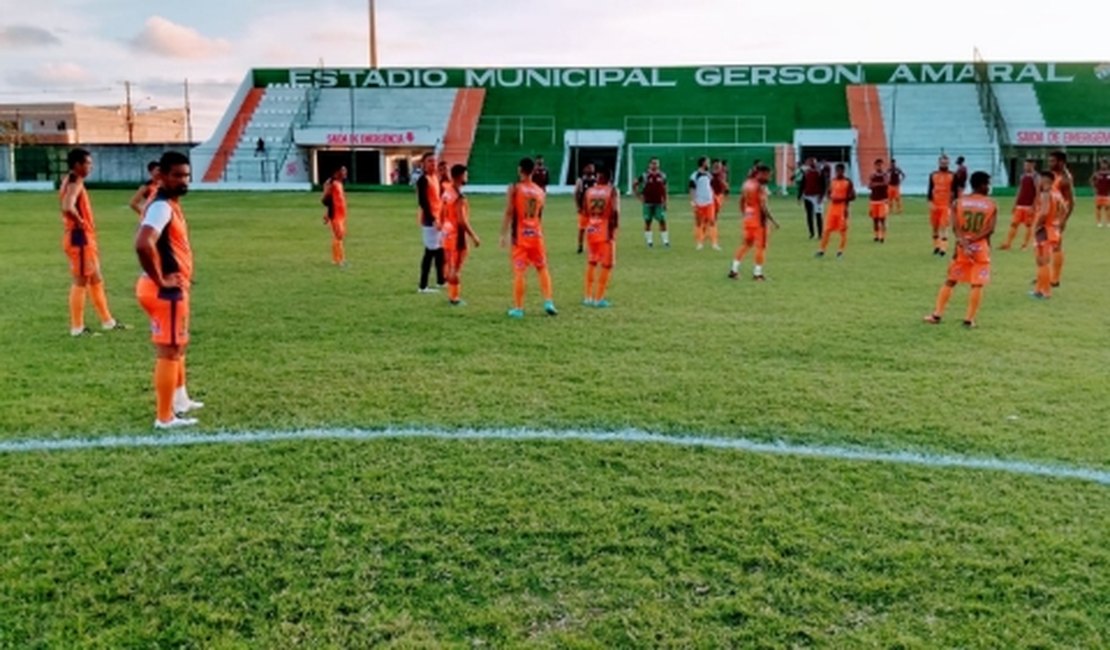 Diretoria do Coruripe mantém Comissão Técnica e elenco com algumas novidades para retomada do Alagoano