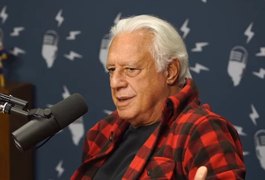 Antonio Fagundes e mulher são processados por casal que chegou atrasado em peça