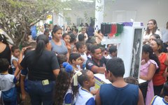 Luciano Barbosa entrega escola completamente revitalizada